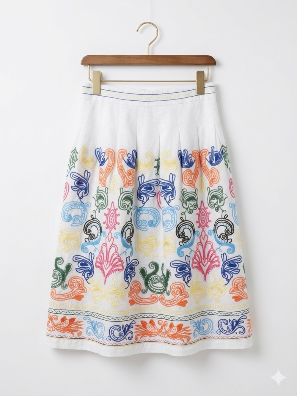 Neiman Marcus White Midi Skirt with Multicolor Embroidery